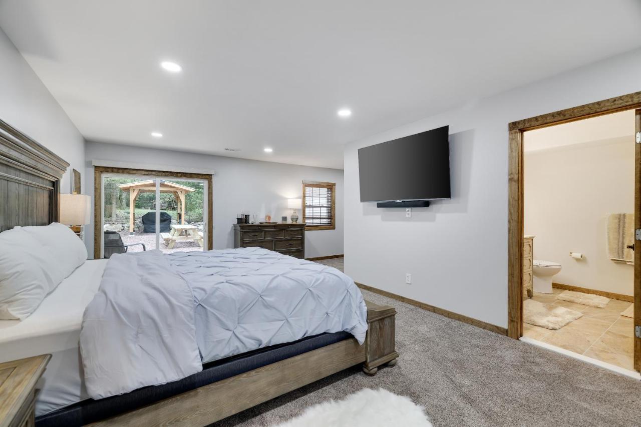 Whiskey Pines Retreat! Single Level Home, Outdoor Firepit, Ac, Bbq! Sleeps 9 In Lake Harmony! Eksteriør billede