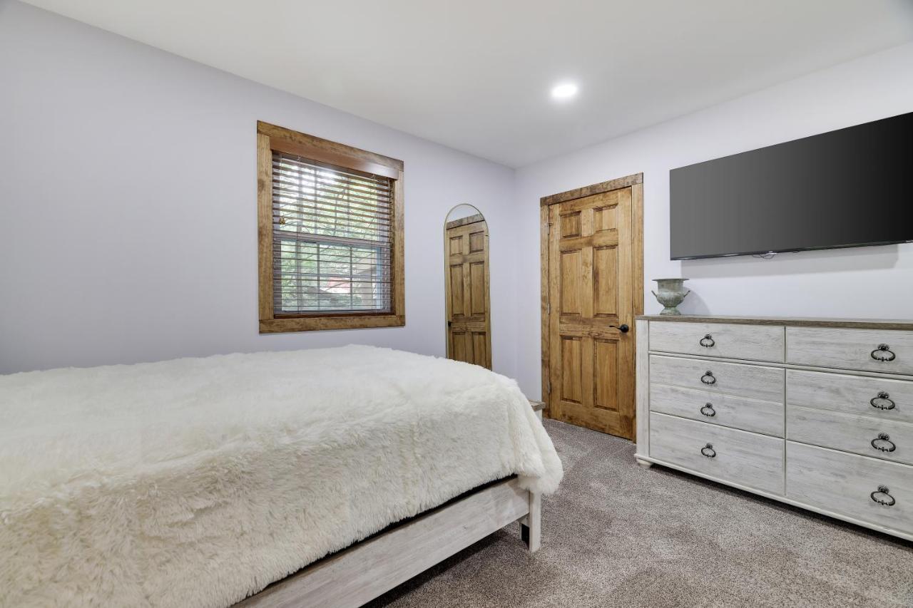 Whiskey Pines Retreat! Single Level Home, Outdoor Firepit, Ac, Bbq! Sleeps 9 In Lake Harmony! Eksteriør billede